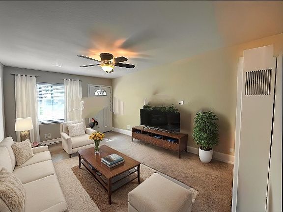 2nd image of 4458 Pleasanton Ave Unit 2