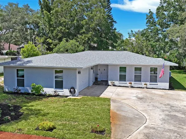 1131 LANCER LANE, TARPON SPRINGS, FL 34689