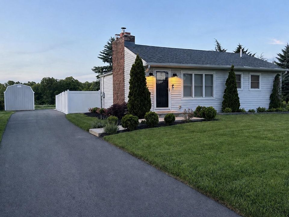1st image of 273 W Crosswicks Rd