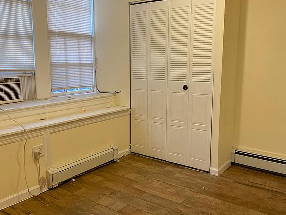 4th image of 1730 Delancey Pl Suite 2