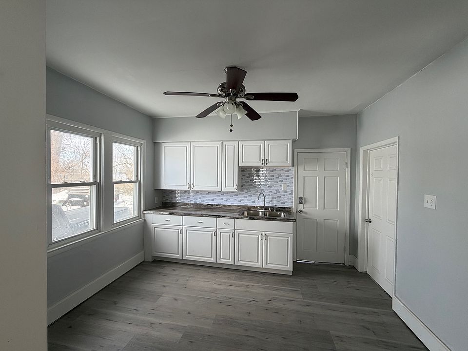 1st image of 5658 Girard Ave #1