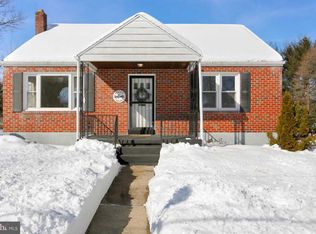 60 Woodland Rd, Reading, PA 19610