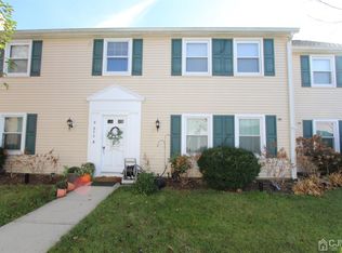 275O Milford Ln, Monroe Township, NJ 08831