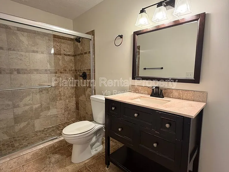 906 Country Park Dr SE — Photo 15