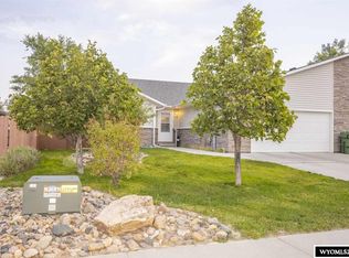 108 Feather St, Douglas, WY 82633