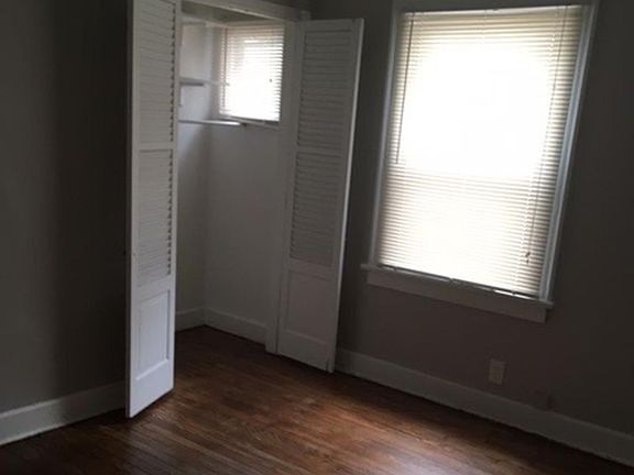5th image of 19815 Ridgewood Ave