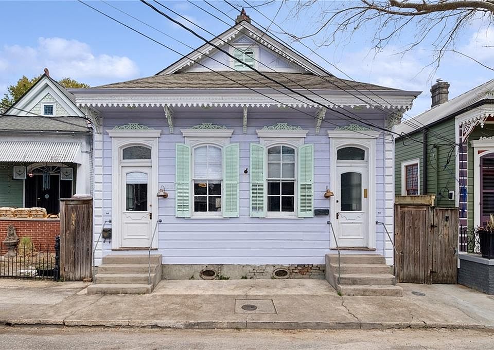 1st image of 4223-25 Burgundy St