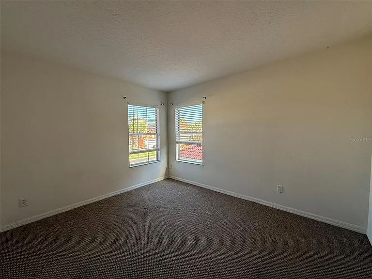 1153 Solana Cir — Photo 21
