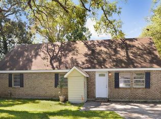 27236 Cloverland Dr, Lacombe, LA 70445