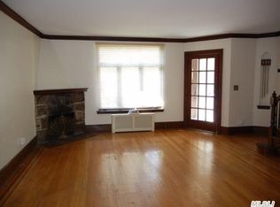 6633 Wetherole St, Rego Park, NY 11374