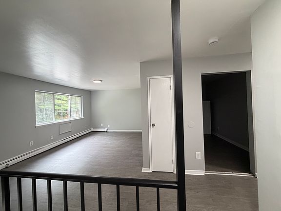 4th image of 258 Eastern Ave #3