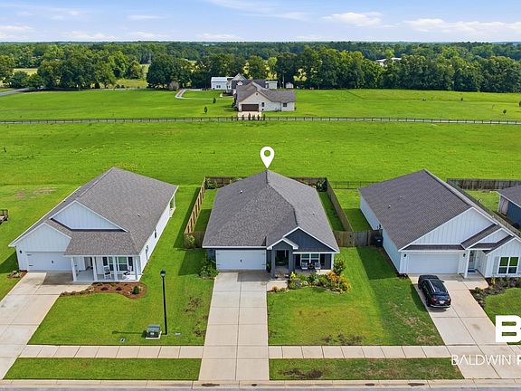 3rd image of 13386 Shoshoney Cir