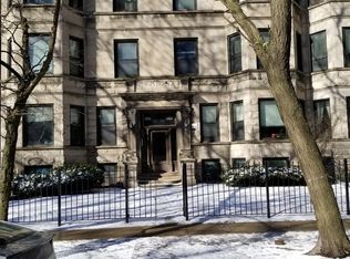 640 W Grace St #3W, Chicago, IL 60613