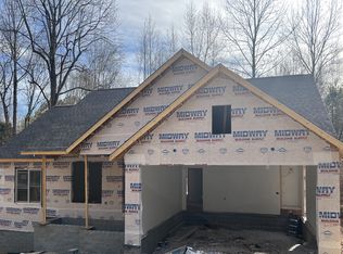 1151 Gallion Rd, Charlotte, TN 37036