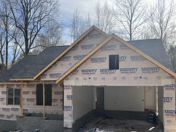 1151 Gallion Rd, Charlotte, TN 37036