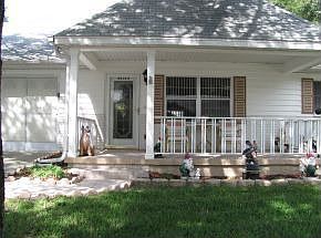 2nd image of 8435 SW 91st St Unit H