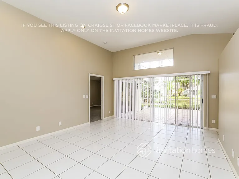 7664 Stirling Bridge Blvd N — Photo 4