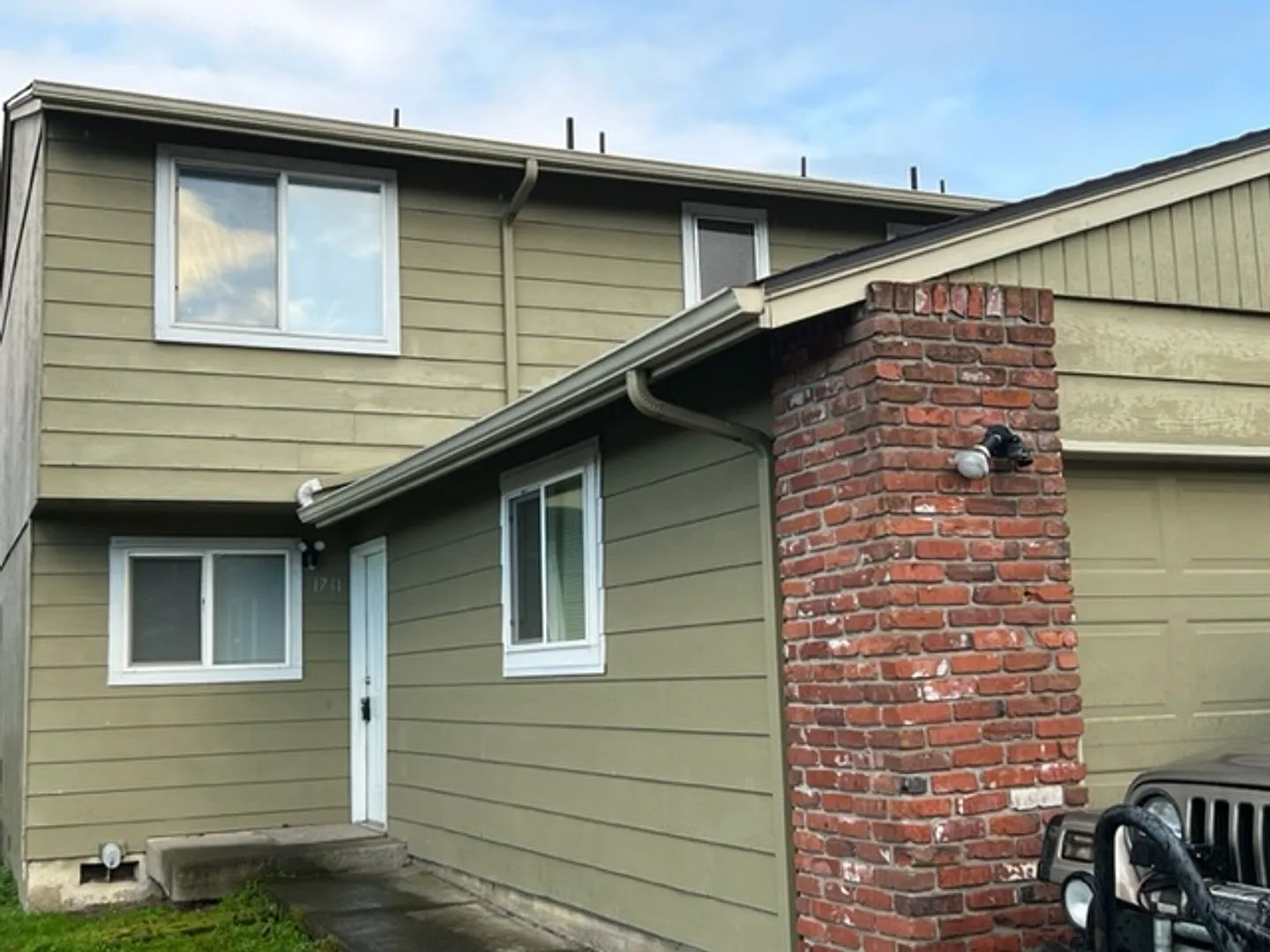 Salishan 4-Plex — Photo 1