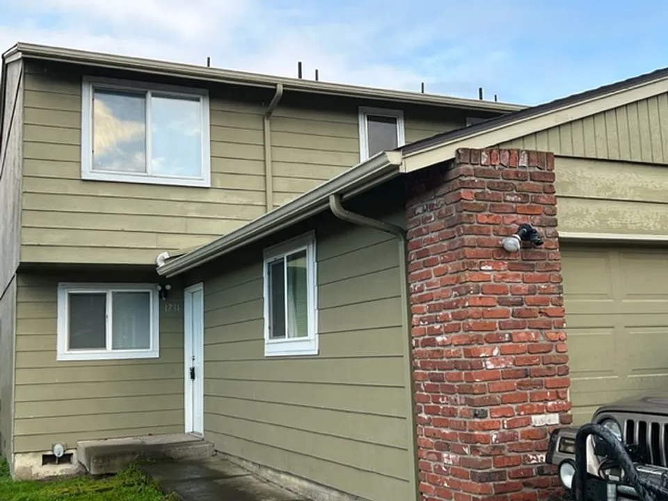 Salishan 4-Plex