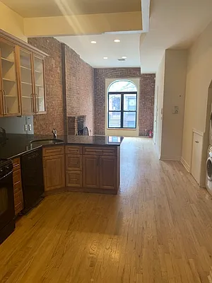 Rented by Compass | media 2