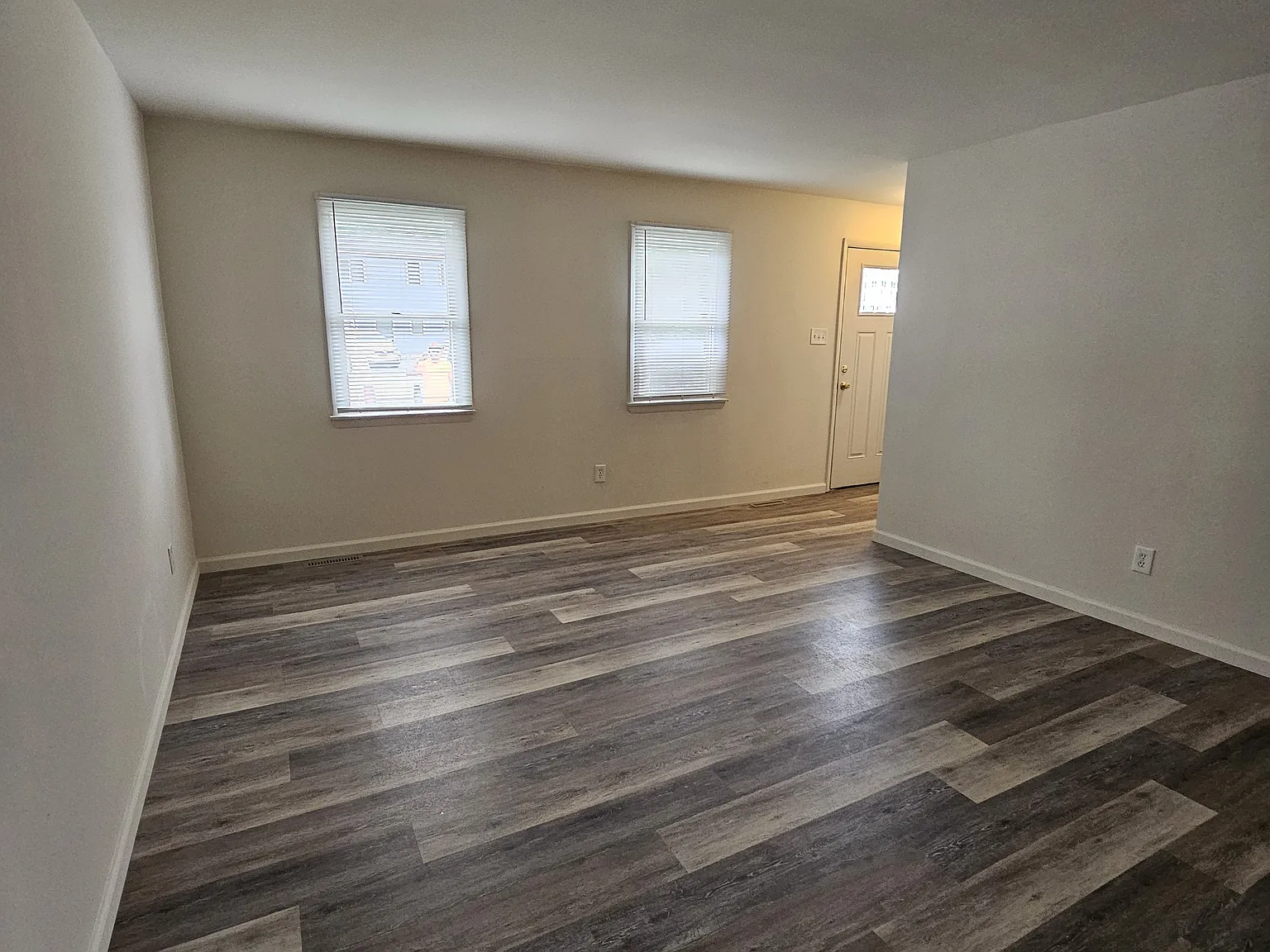 3 bed, 1675 sqft, $1,850 — Photo 2