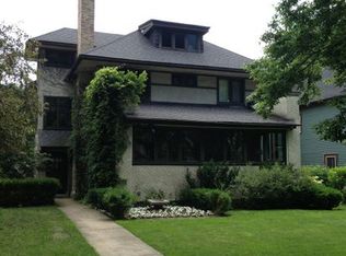 526 Fair Oaks Ave, Oak Park, IL 60302