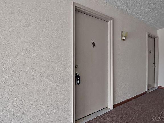 3rd image of 2057 Woodtrail Dr APT 93