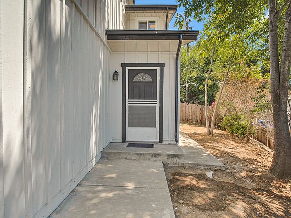 3rd image of 1160 Alamos Dr #B