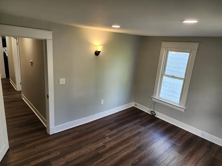 83 Grand Ave #4 — Photo 7