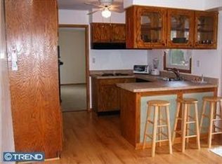 78 Nottingham Dr, Willingboro, NJ 08046
