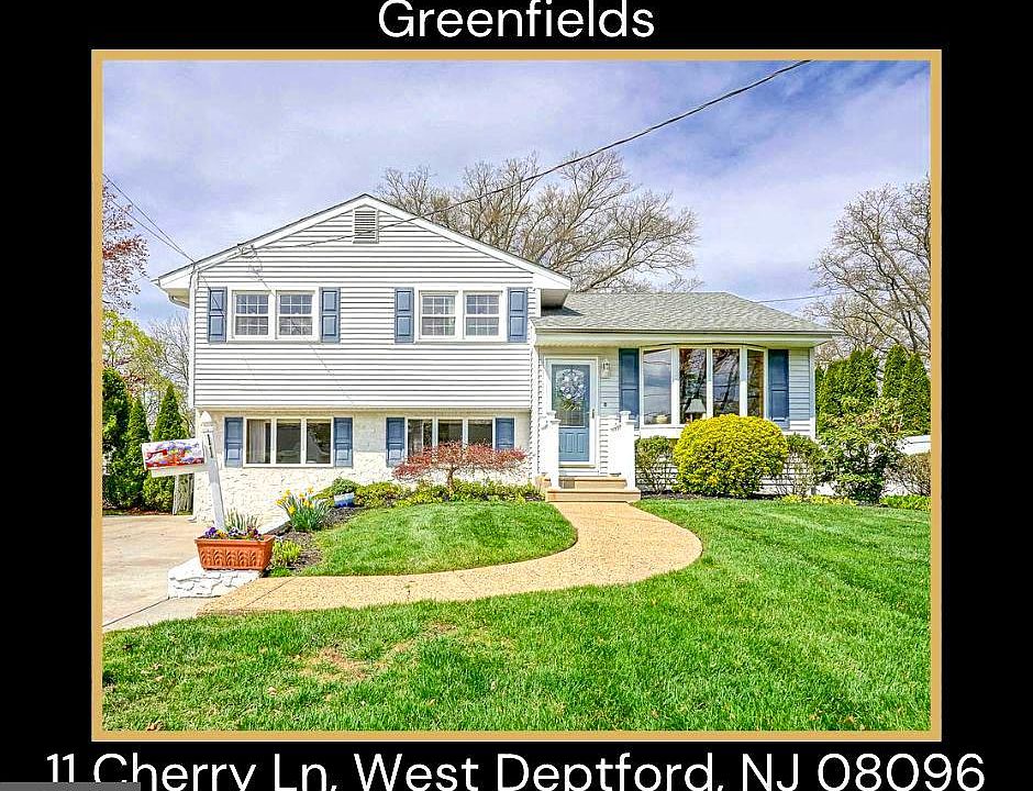 1st image of 11 Cherry Ln