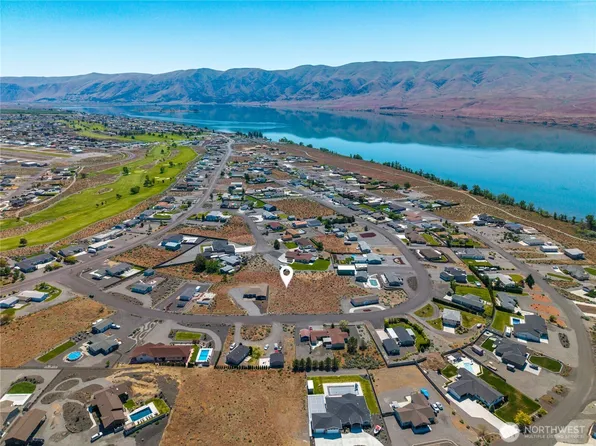 711 Sunset Boulevard SW, Mattawa, WA 99349