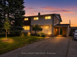 64 Mulvagh Ave, Ottawa, ON K2E 6M6