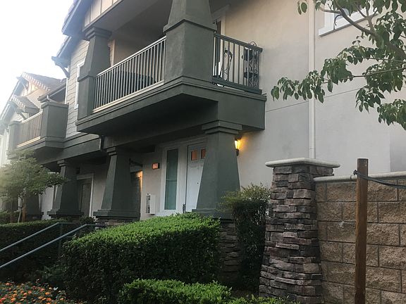 Cute neighborhood 