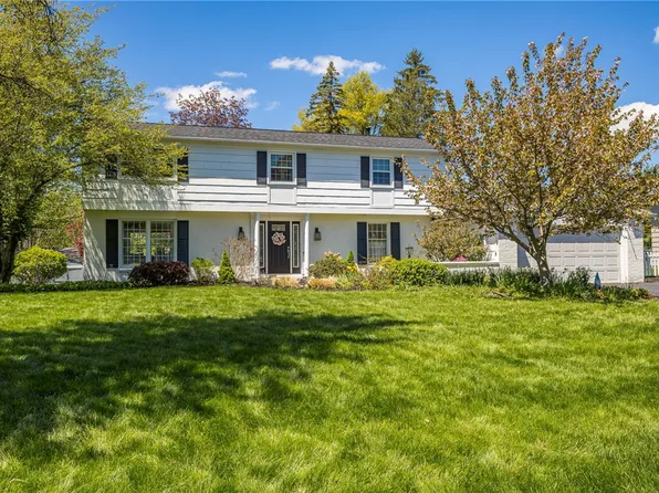 12 Van Buren Rd, Pittsford, NY 14534