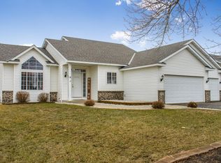 909 S Elm St, Belle Plaine, MN 56011