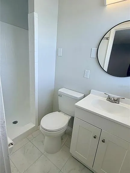 1920 E Edgewood Dr #I4 — Photo 12