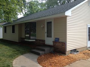 3923 78th St, Urbandale, IA 50322