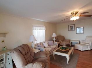 1009 Ginger Ln, Barefoot Bay, FL 32976