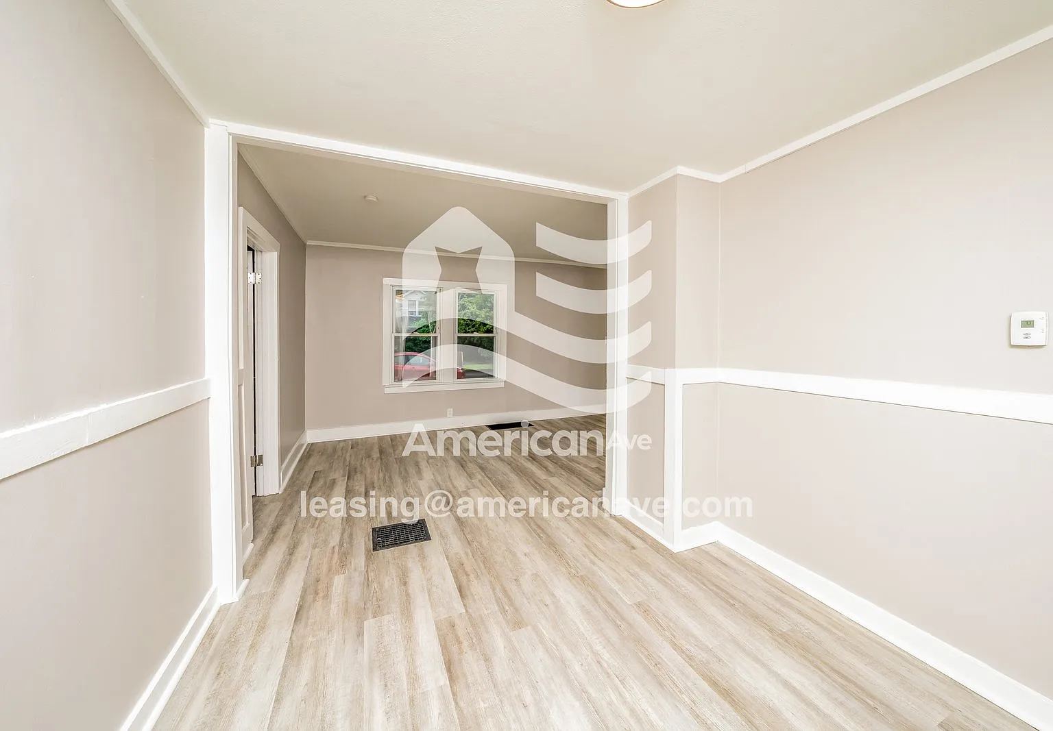 3 bed, 1.0 bath, 912 sqft, $1,447 — Photo 4