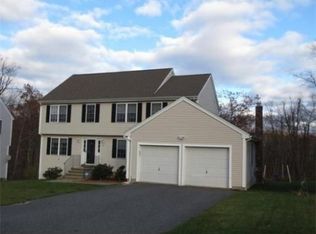 62 Ridgewood Rd, Worcester, MA 01606