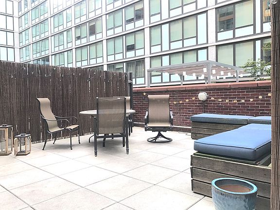 3rd image of 2-17 51st Ave #219