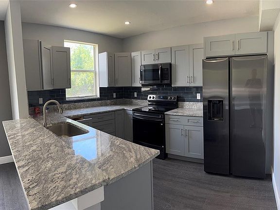 4th image of 6236 Olivedale Dr