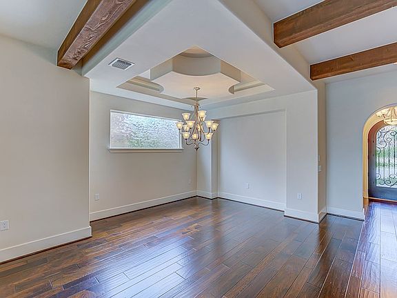 3rd image of 4501 Westlake Dr APT 31