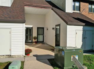 8 Country Spruce Ln #8, Egg Harbor Township, NJ 08234