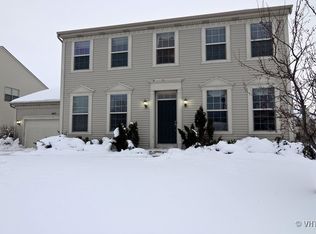 1471 Greystone Dr, Gurnee, IL 60031