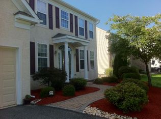 5842 Tova Cir, Macungie, PA 18062