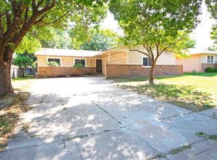 2210 S Lori Ln, Wichita, KS 67207