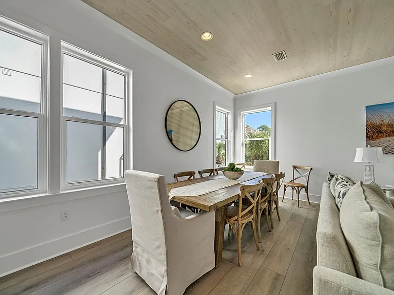 70 Leisure Ln — Photo 13
