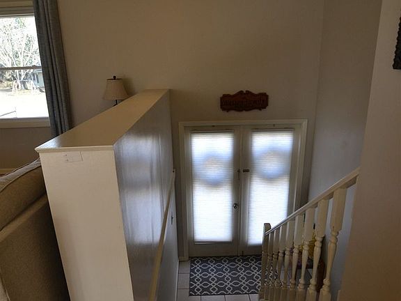 3rd image of 3603 S Kingsbury Ave